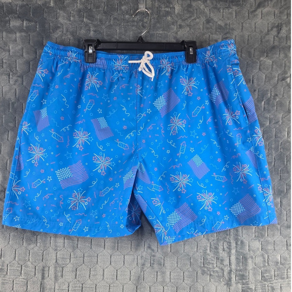 Magellan Outdoors Mens 2XL Blue Patriotic Fireworks American Flag Swim Trunks‎